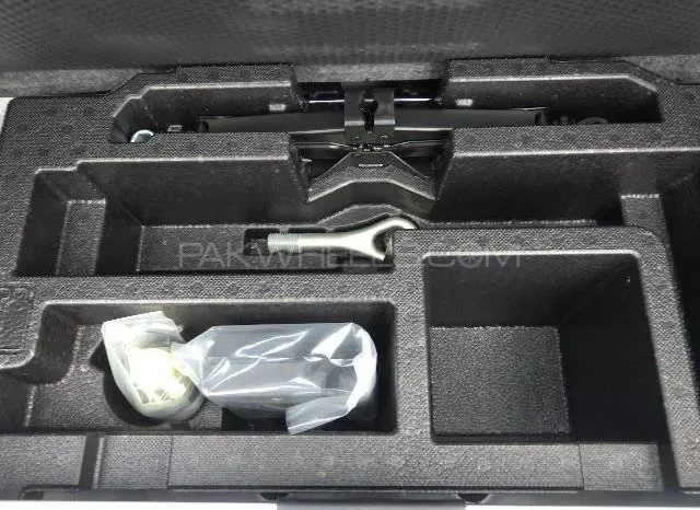 
								Daihatsu Mira L SA III 2022 full									