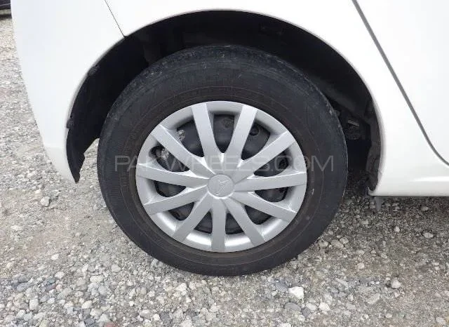 
								Daihatsu Mira L SA III 2022 full									