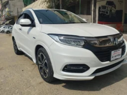 
										Honda Vezel Hybrid Z Honda Sensing 2018 full									