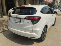
										Honda Vezel Hybrid Z Honda Sensing 2018 full									