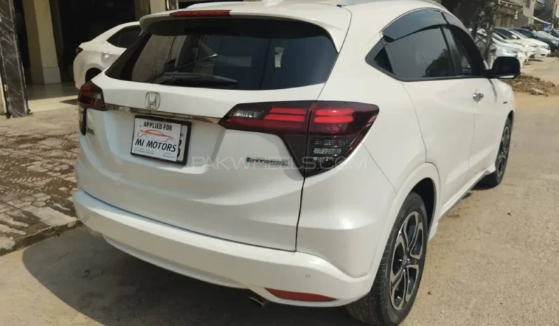 
								Honda Vezel Hybrid Z Honda Sensing 2018 full									