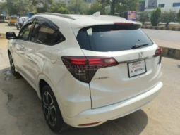 
										Honda Vezel Hybrid Z Honda Sensing 2018 full									