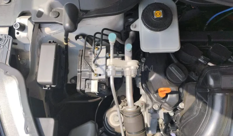 
								Honda Vezel Hybrid Z Honda Sensing 2018 full									