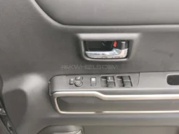 
										Suzuki Hustler Hybrid G 2023 full									