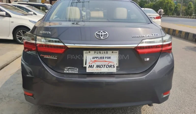 
								Toyota Corolla Altis Automatic 1.6 2020 full									