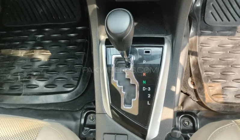 
								Toyota Corolla Altis Automatic 1.6 2020 full									
