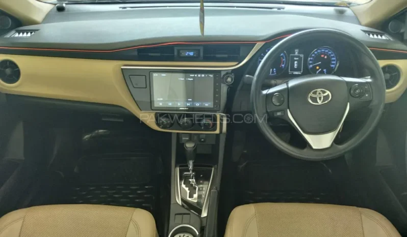 
								Toyota Corolla Altis Automatic 1.6 2020 full									