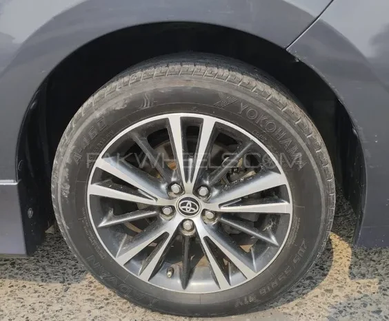 
								Toyota Corolla Altis Automatic 1.6 2020 full									