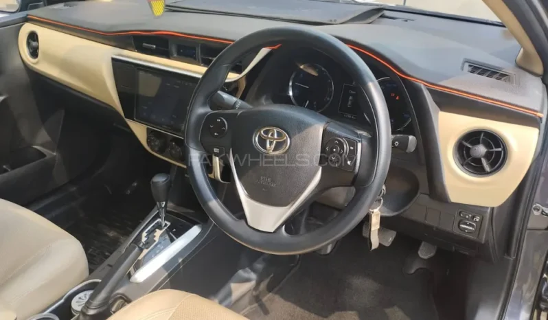 
								Toyota Corolla Altis Automatic 1.6 2020 full									