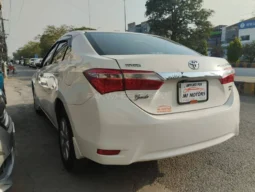 
										Toyota Corolla Altis Grande CVT-i 1.8 2017 full									