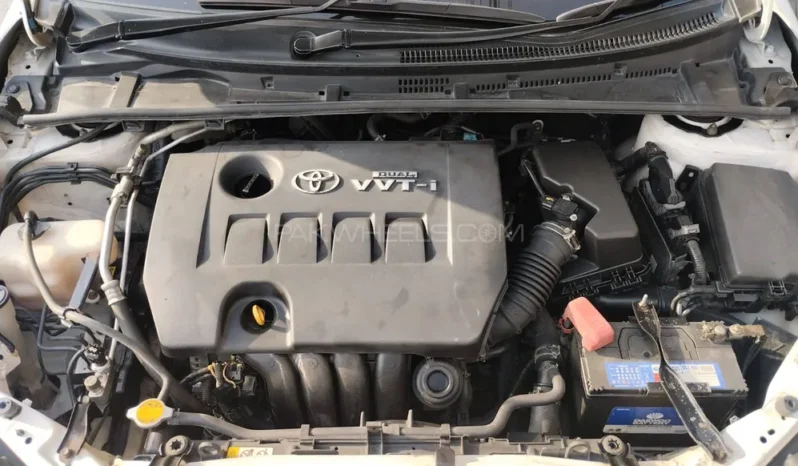 
								Toyota Corolla Altis Grande CVT-i 1.8 2017 full									