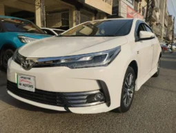 Toyota Corolla Altis Grande CVT-i 1.8 2020