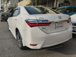 
										Toyota Corolla Altis Grande CVT-i 1.8 2020 full									