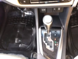 
										Toyota Corolla Altis Grande CVT-i 1.8 2020 full									