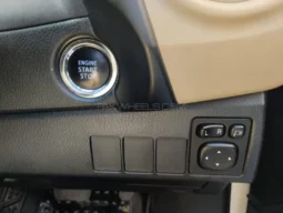 
										Toyota Corolla Altis Grande CVT-i 1.8 2020 full									