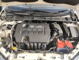 
										Toyota Corolla Altis Grande CVT-i 1.8 2020 full									