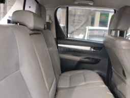 
										Toyota Hilux Revo V Automatic 2.8 2019 full									