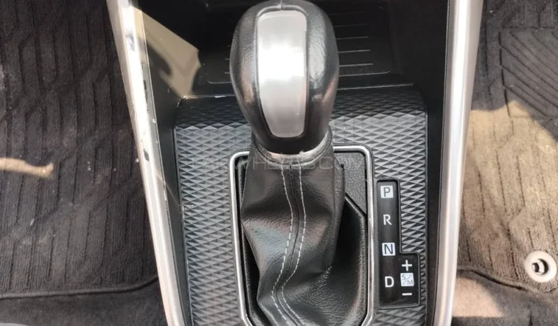 
								Toyota Raize Z full									