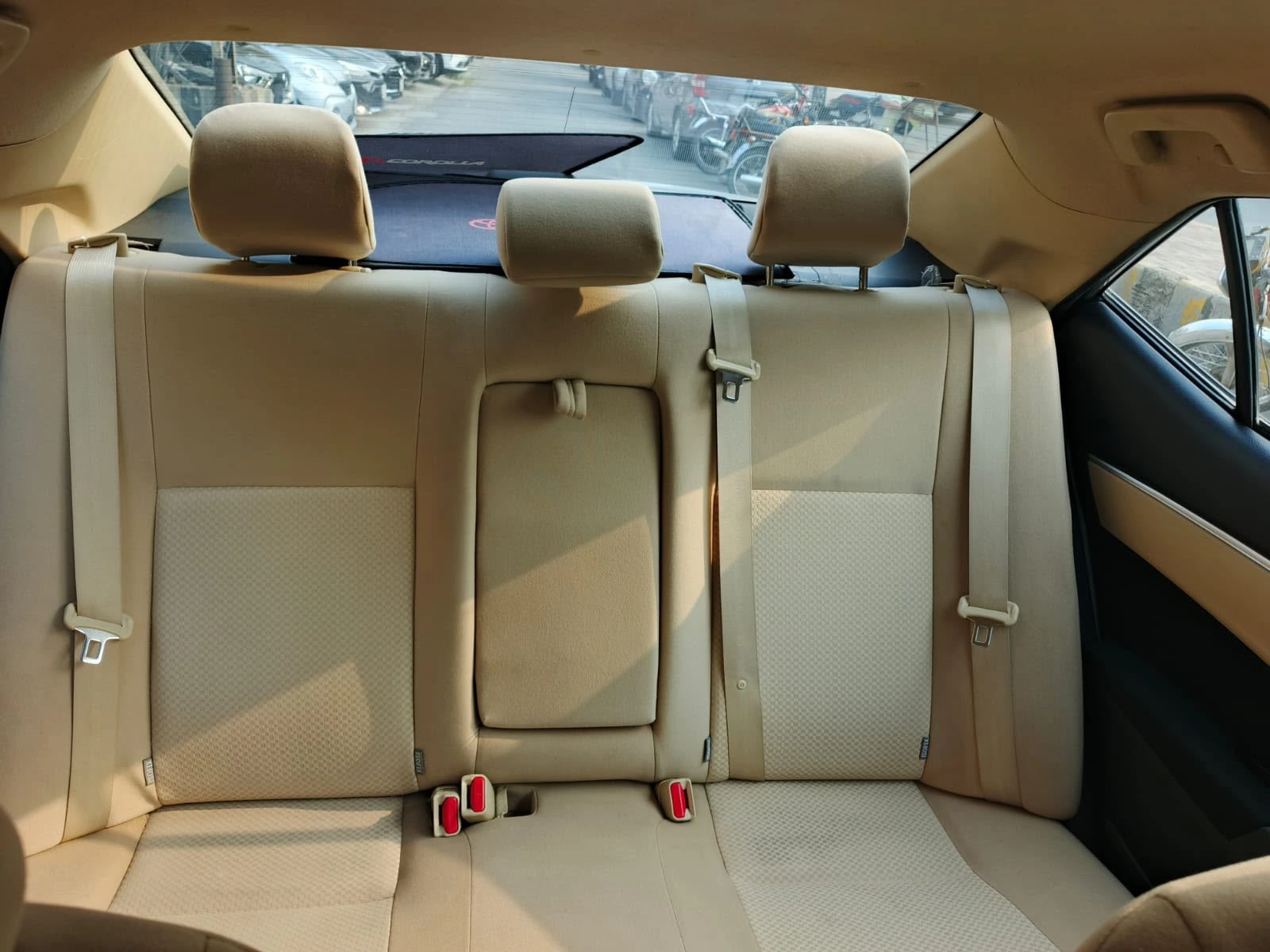 
								Toyota Corolla Altis 1.6 Automatic 2021 — Best Family Car for Sale in Lahore full									