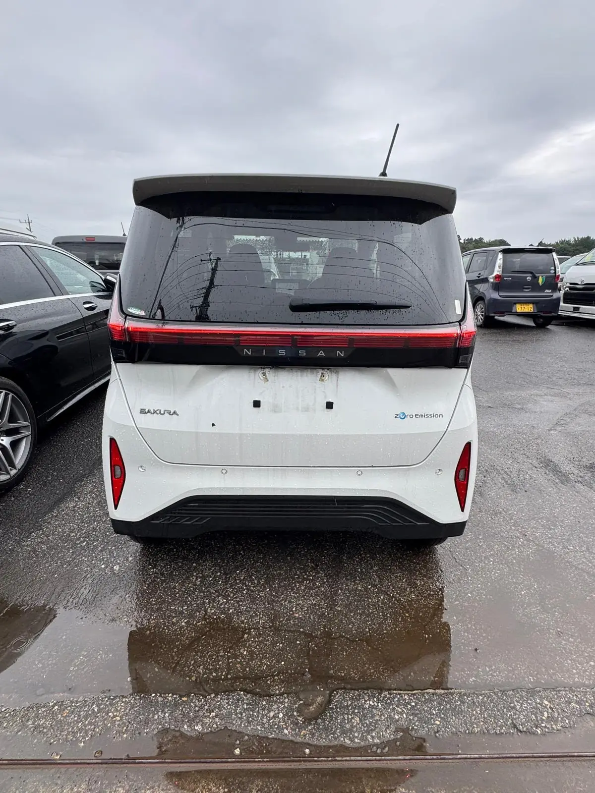
								Nissan Sakura G Package 5AA Grade – Fully Electric | Pearl White | For Sale full									