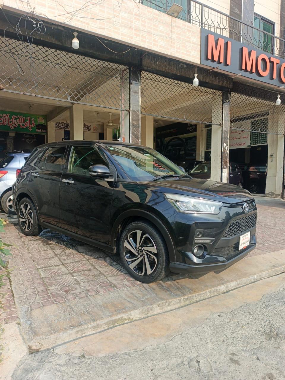 
								Best Toyota Raize Z Package 2021 for Sale in Lahore- MI Motors full									